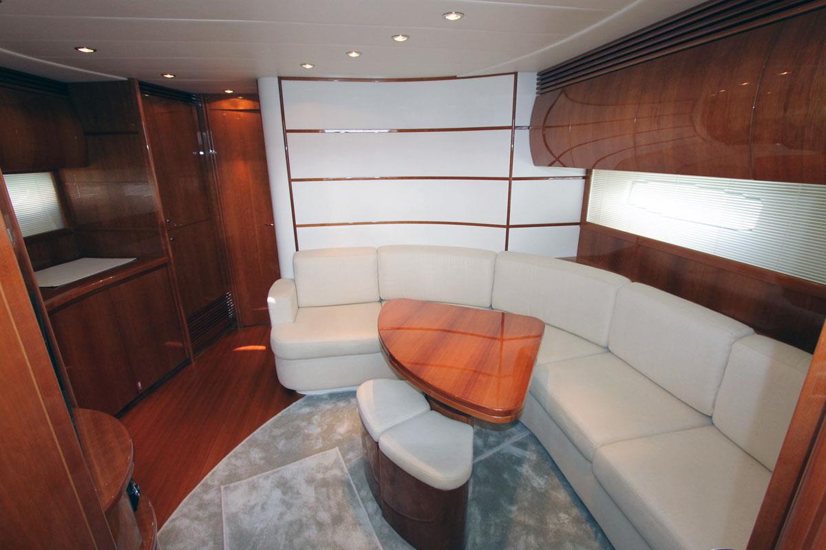 2009 PERSHING 50' 